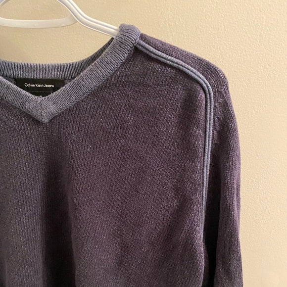 Calvin Klein Jeans Navy V Neck Sweater Men's Medium - Picture 2 of 13